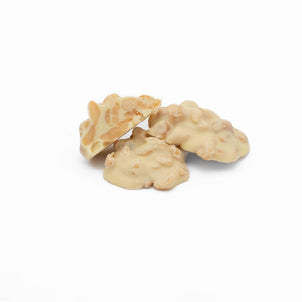 White Salted Macadamia Clusters (185g)